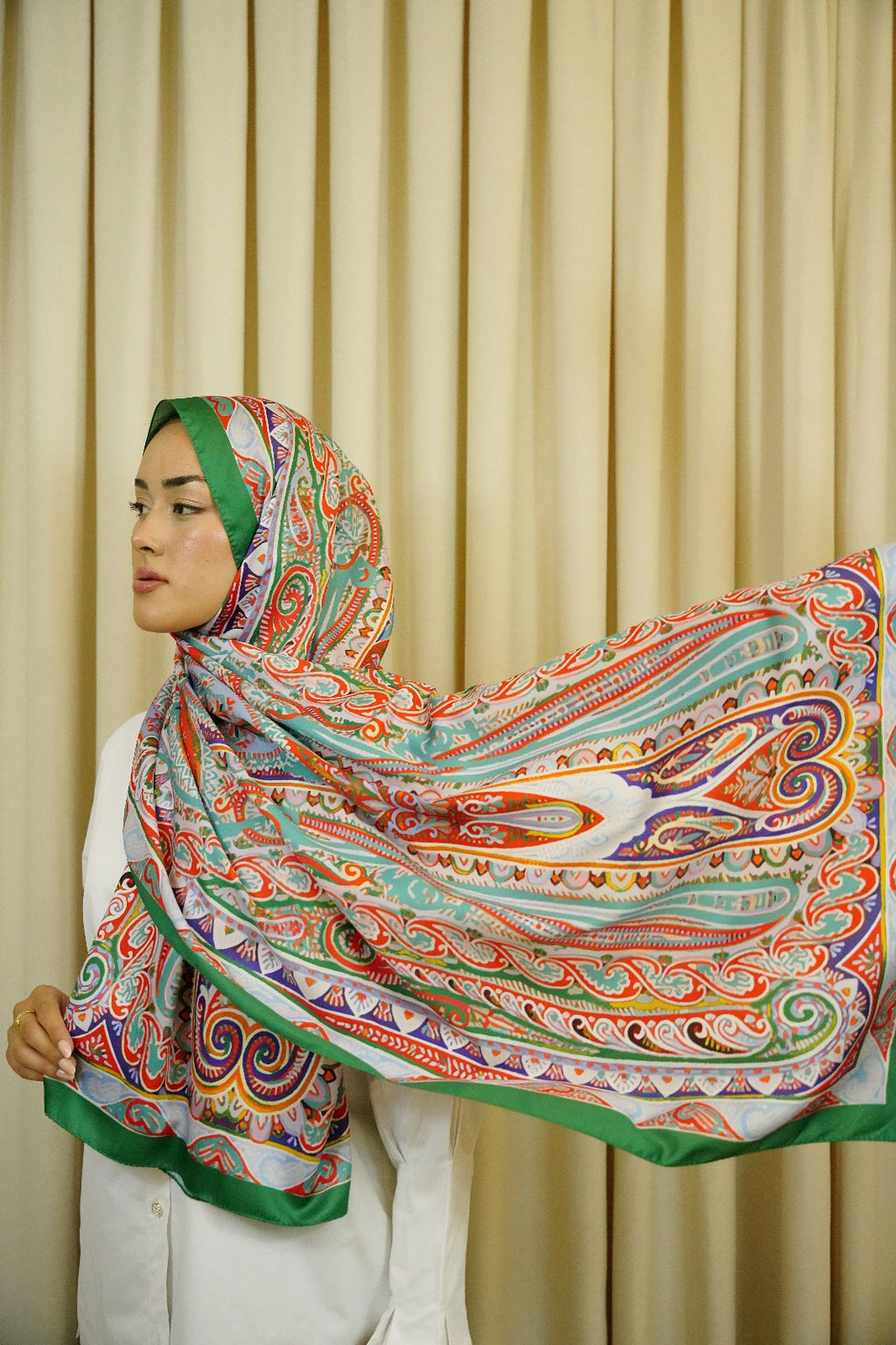 Elanor Twill Şal Safira