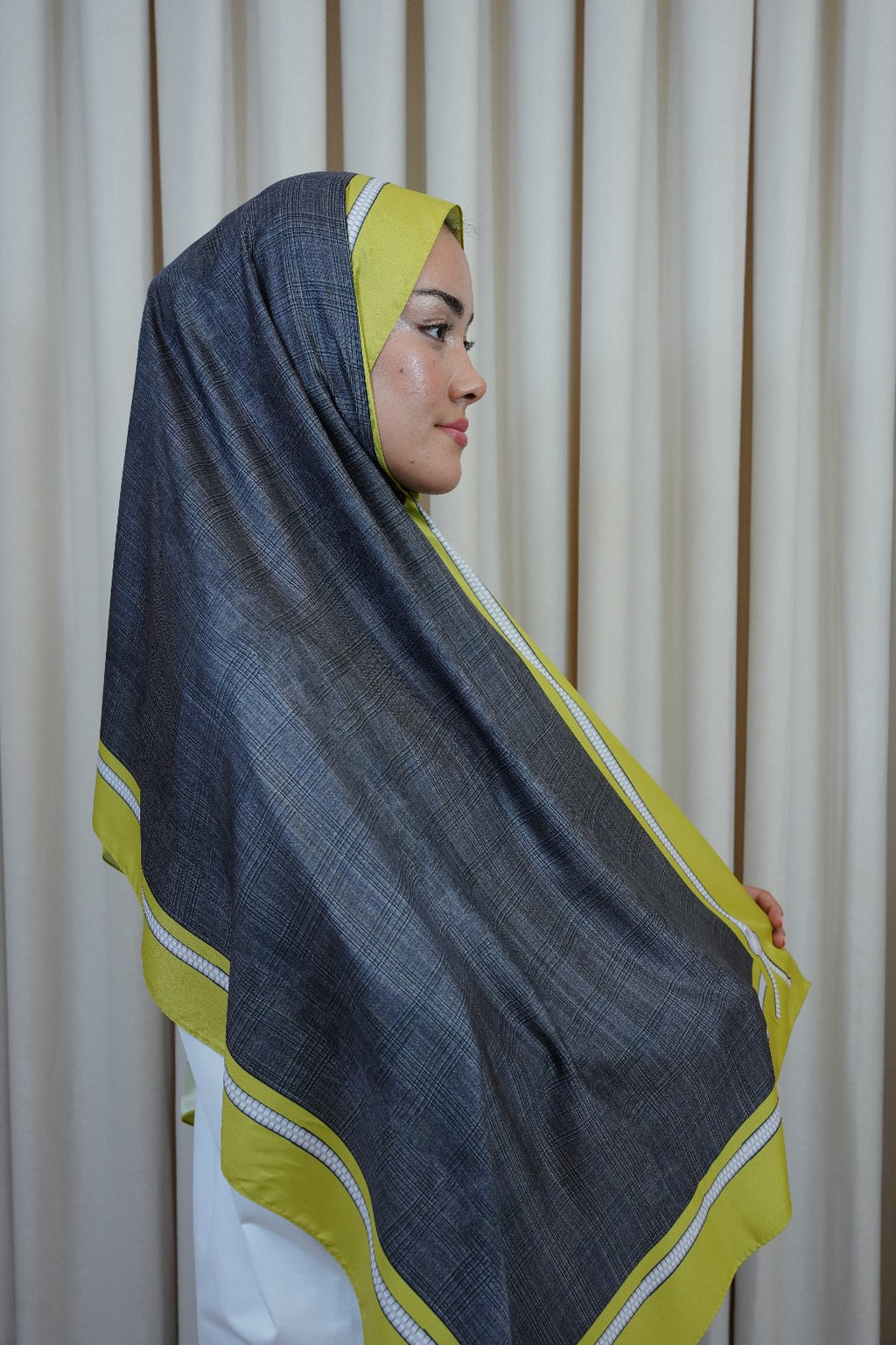 Elanor Twill Şal Lavira