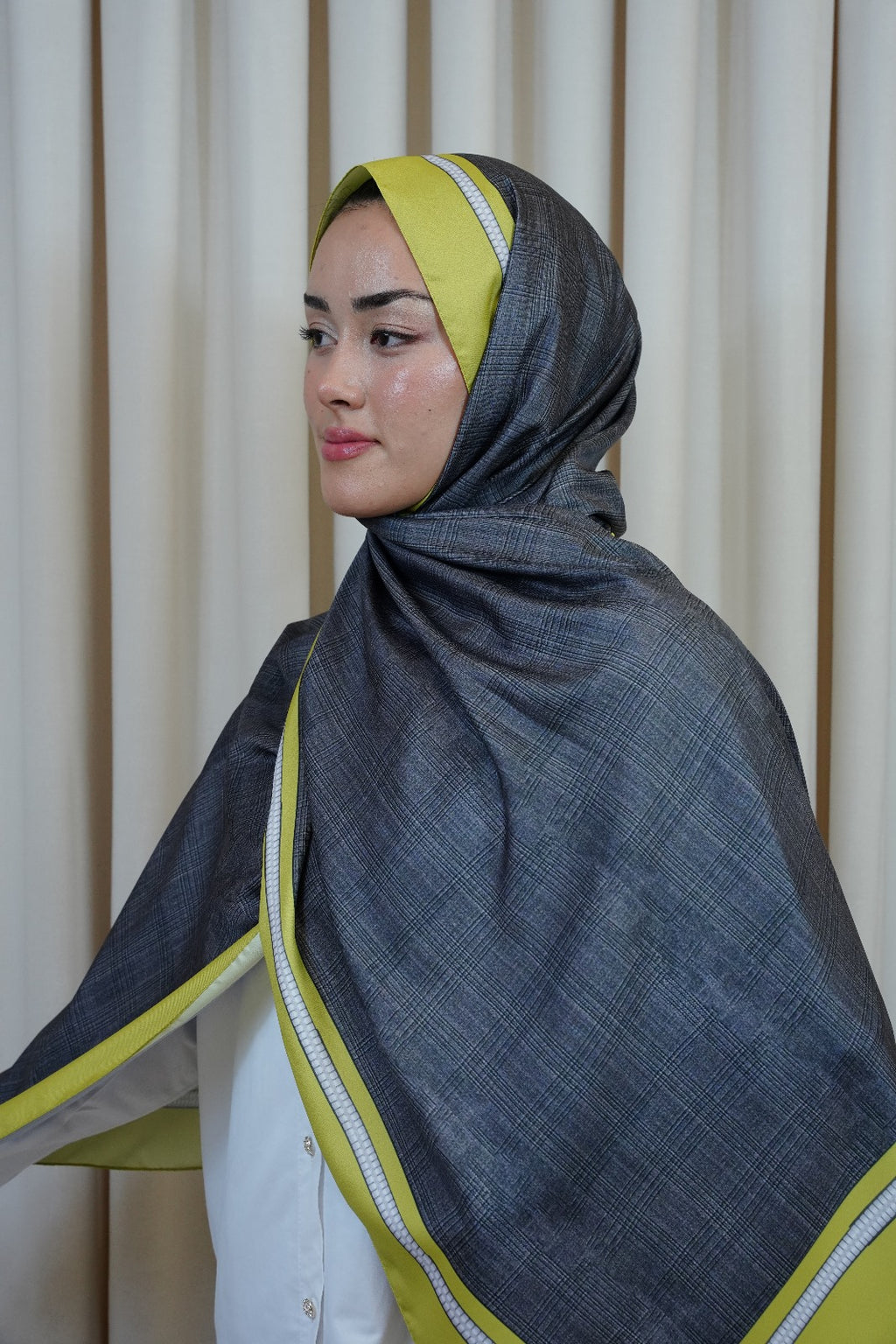 Elanor Twill Şal Lavira